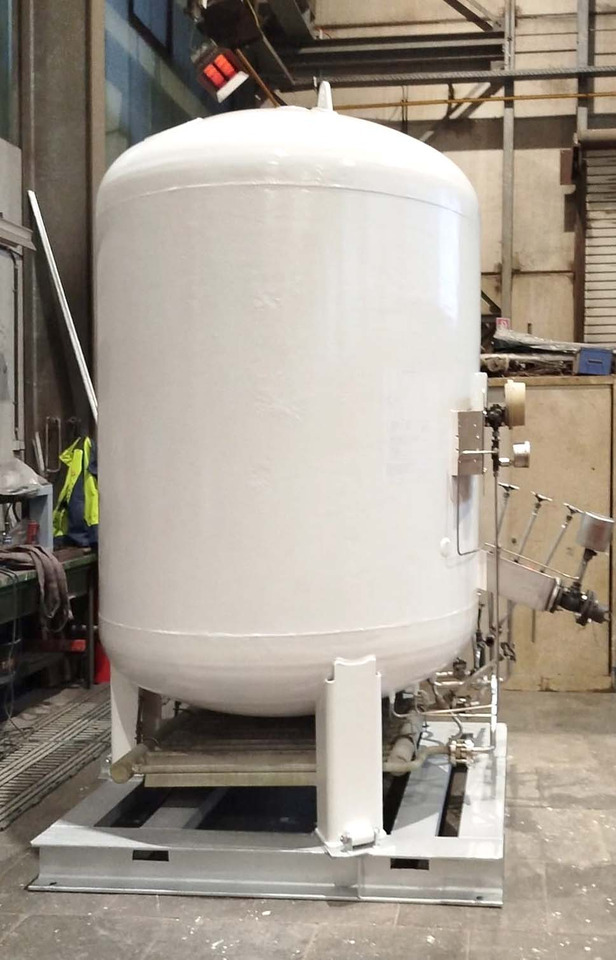 Gas tank on pallet used for oxygen, argon, nitrogen, carbon dioxide, CO2, LNG. - Tanque de almacenamiento: foto 2 Gas tank on pallet used for oxygen, argon, nitrogen, carbon dioxide, CO2, LNG. - Tanque de almacenamiento: foto 2