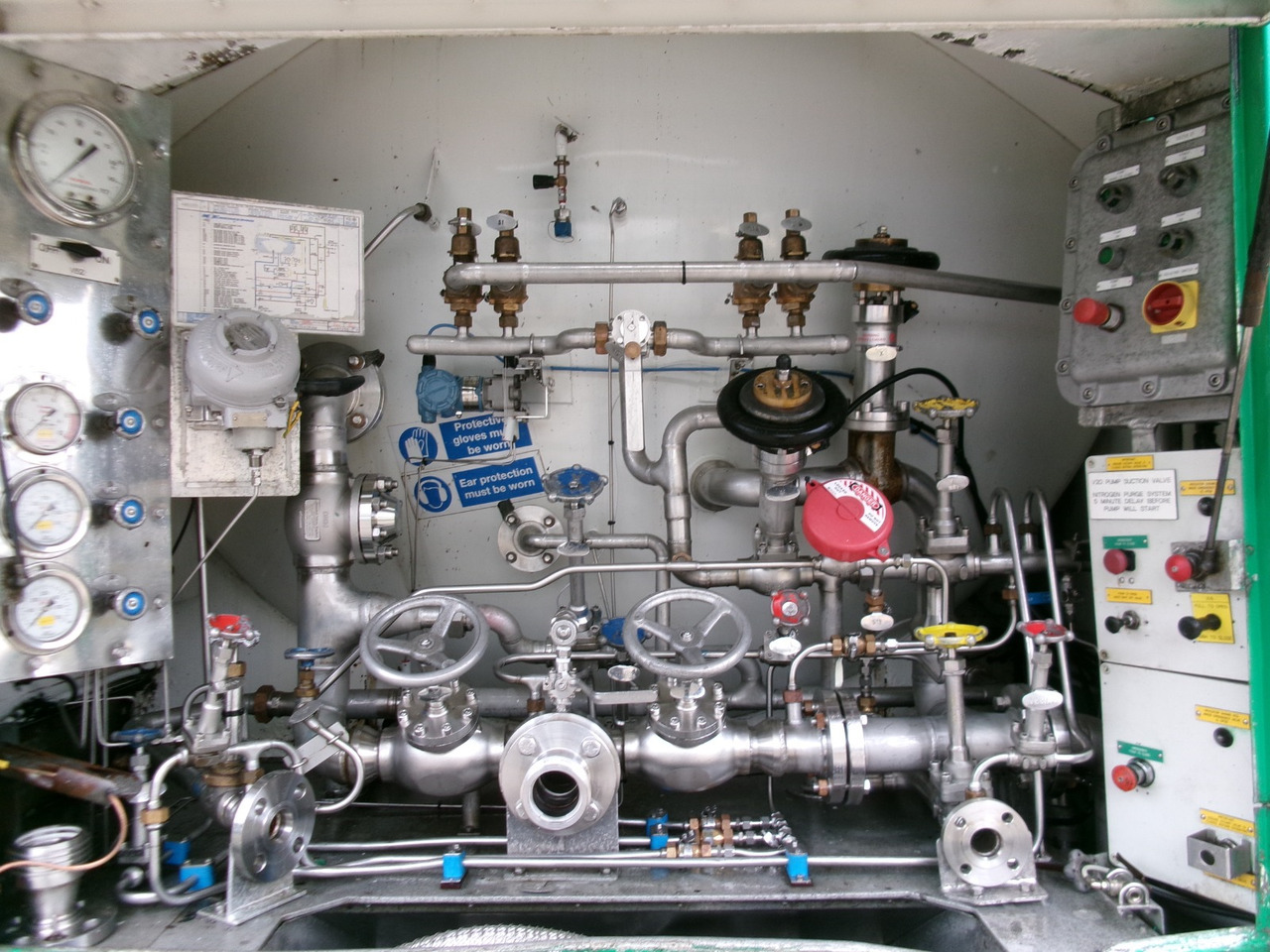 M1 Engineering Gas tank semi-trailer cryogenic used for LNG Methan Methane - Semirremolque cisterna: foto 5 M1 Engineering Gas tank semi-trailer cryogenic used for LNG Methan Methane - Semirremolque cisterna: foto 5