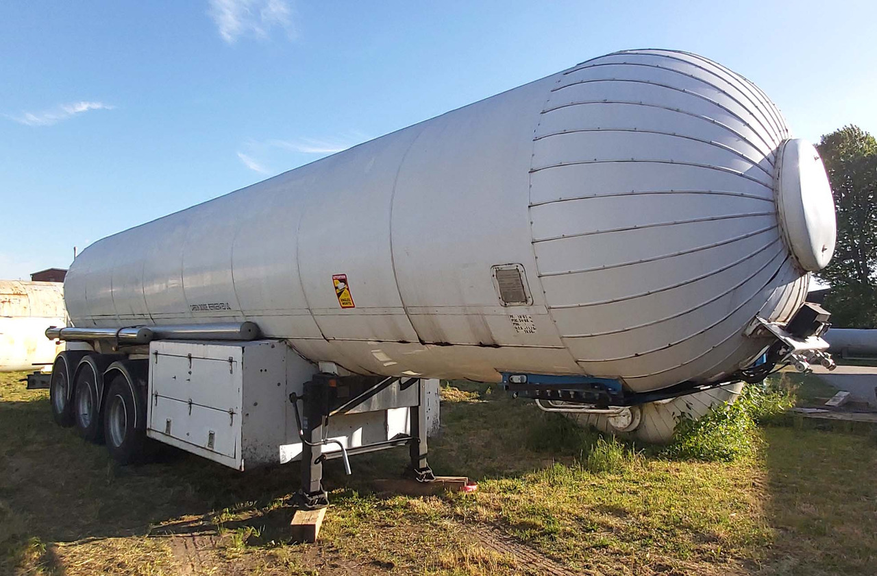 ROBINE Gas tank semi-trailer used for CO2, Carbon dioxide - Semirremolque cisterna: foto 1 ROBINE Gas tank semi-trailer used for CO2, Carbon dioxide - Semirremolque cisterna: foto 1