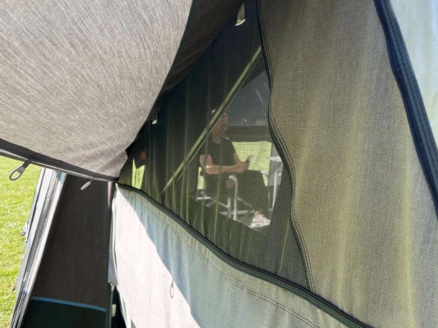 Camp-let Earth - Caravana: foto 4 Camp-let Earth - Caravana: foto 4