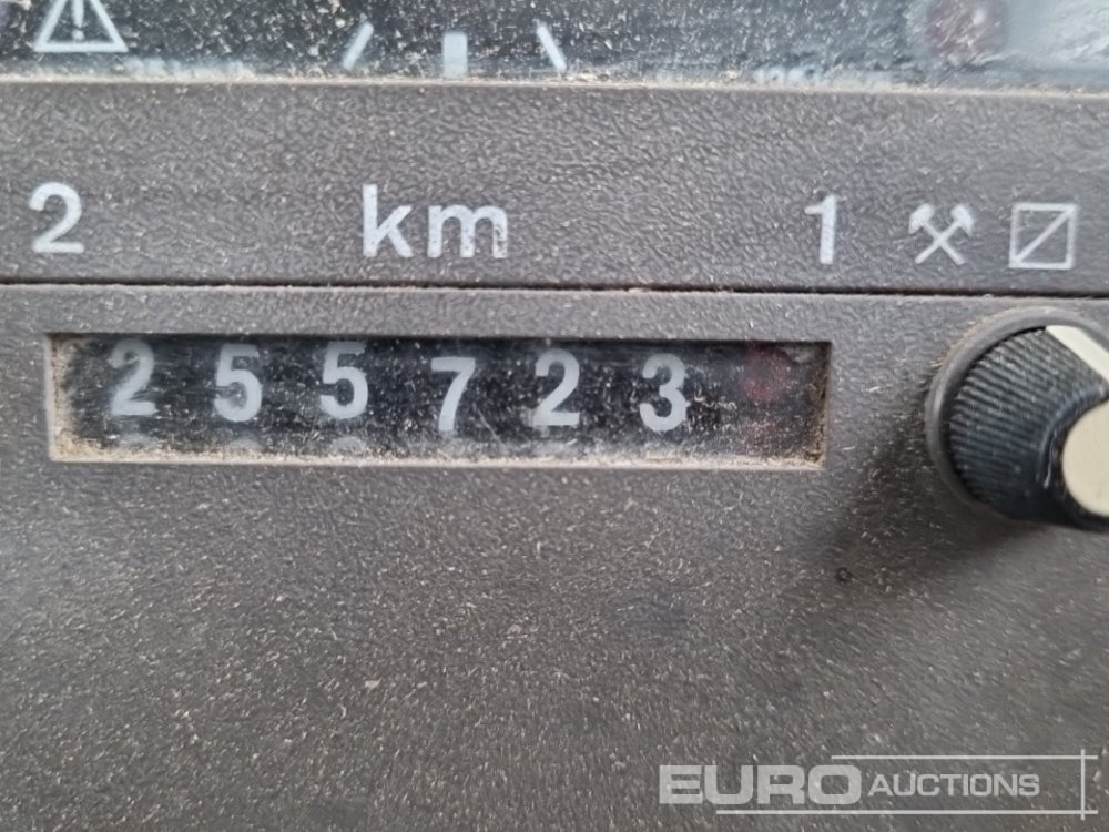 Camión para caballos 1998 Mercedes 814: foto 32