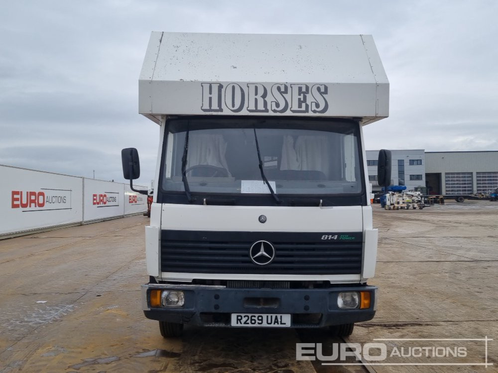 Camión para caballos 1998 Mercedes 814: foto 8