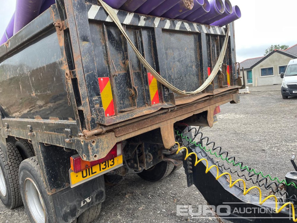 2003 Volvo FM9 300 - Camión volquete: foto 4 2003 Volvo FM9 300 - Camión volquete: foto 4