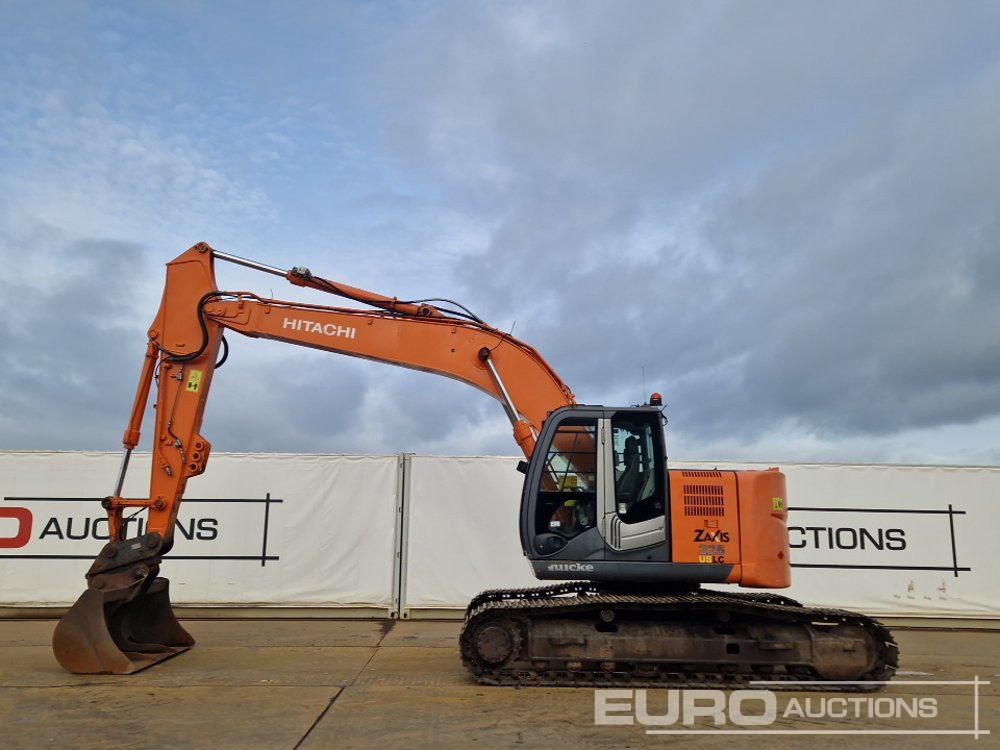 2010 Hitachi ZX225USLC-3 - Excavadora de cadenas: foto 2 2010 Hitachi ZX225USLC-3 - Excavadora de cadenas: foto 2