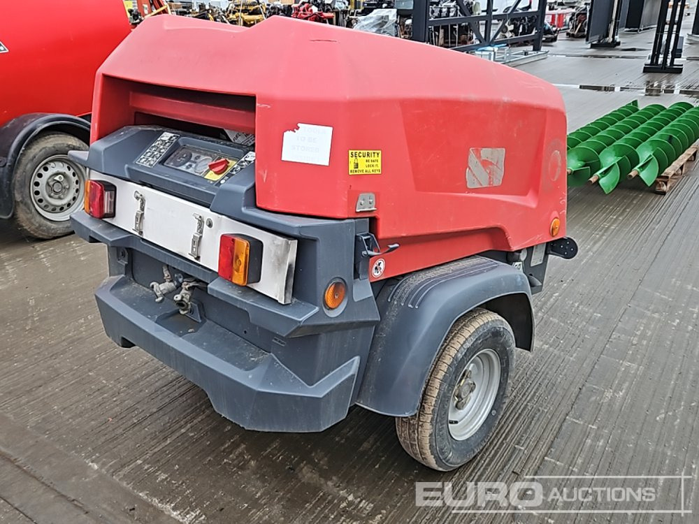 2011 Atlas Copco XAS48 90CFM - Compresor de aire: foto 5 2011 Atlas Copco XAS48 90CFM - Compresor de aire: foto 5
