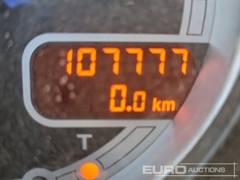 Barredora vial 2012 DAF LF55.220: foto 44