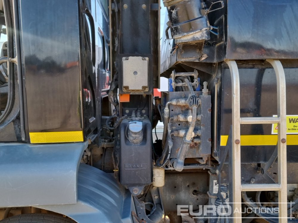 Barredora vial 2012 DAF LF55.220: foto 14