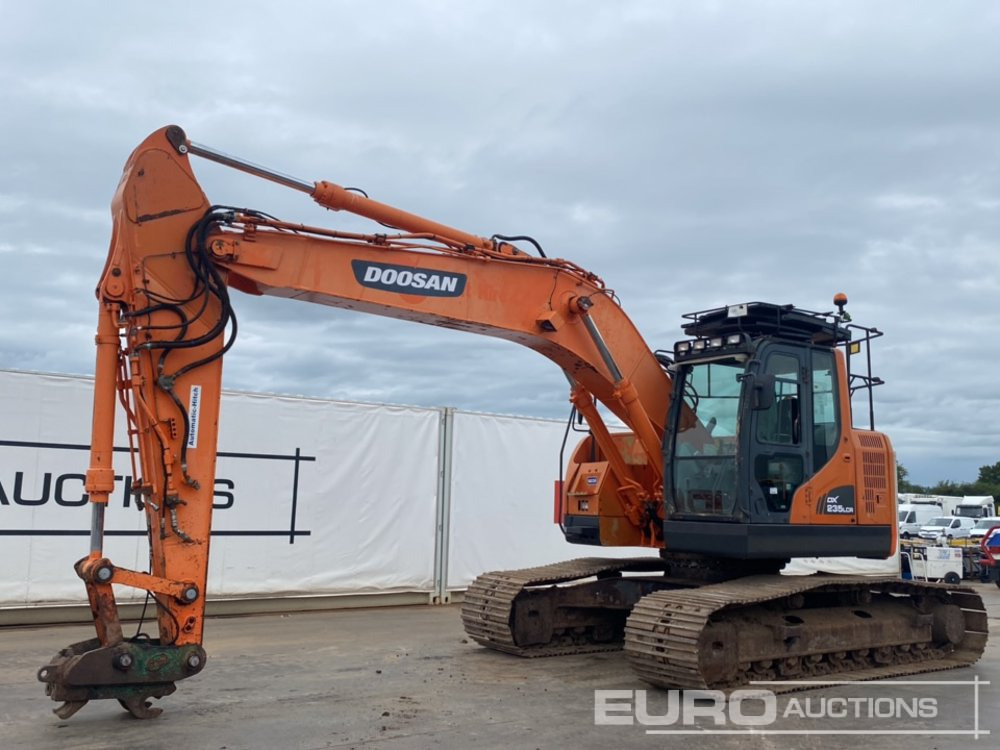 2014 Doosan DX235LCR - Excavadora de cadenas: foto 1 2014 Doosan DX235LCR - Excavadora de cadenas: foto 1