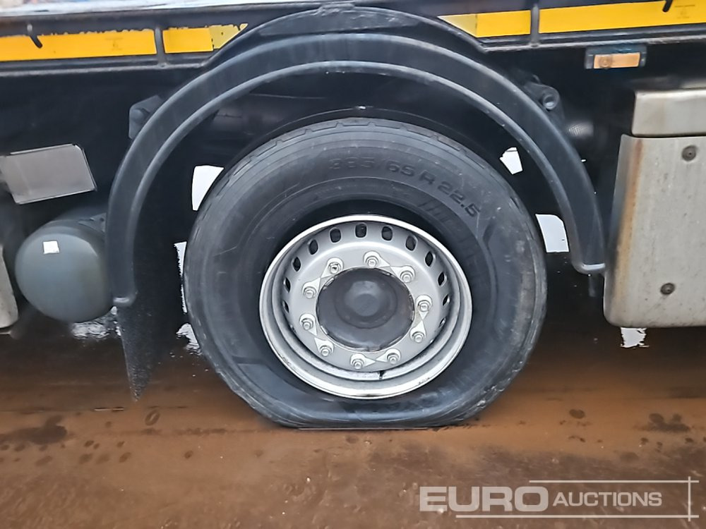 Camión caja abierta para transporte de equipos pesados 2016 DAF CF400: foto 10