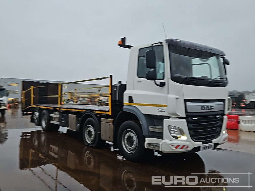 Camión caja abierta para transporte de equipos pesados 2016 DAF CF400: foto 7