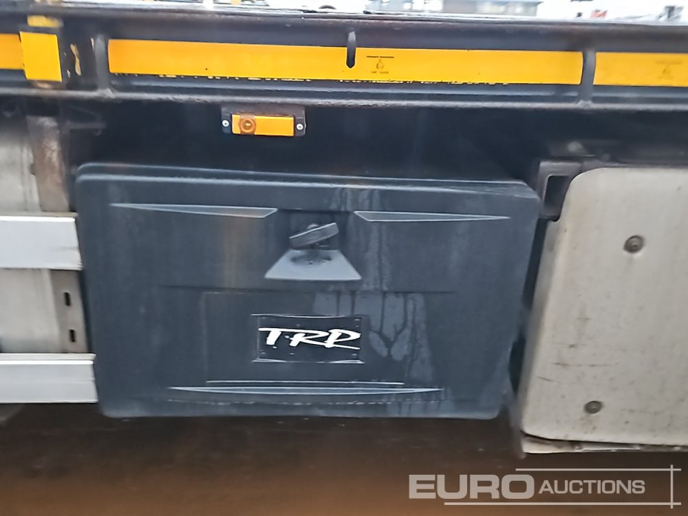 Camión caja abierta para transporte de equipos pesados 2016 DAF CF400: foto 24