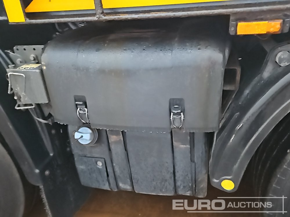 Camión caja abierta para transporte de equipos pesados 2016 DAF CF400: foto 22