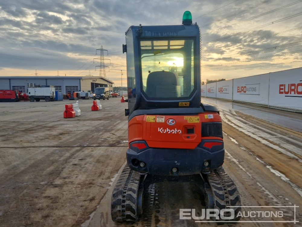 2016 Kubota U27-4 - Miniexcavadora: foto 4 2016 Kubota U27-4 - Miniexcavadora: foto 4