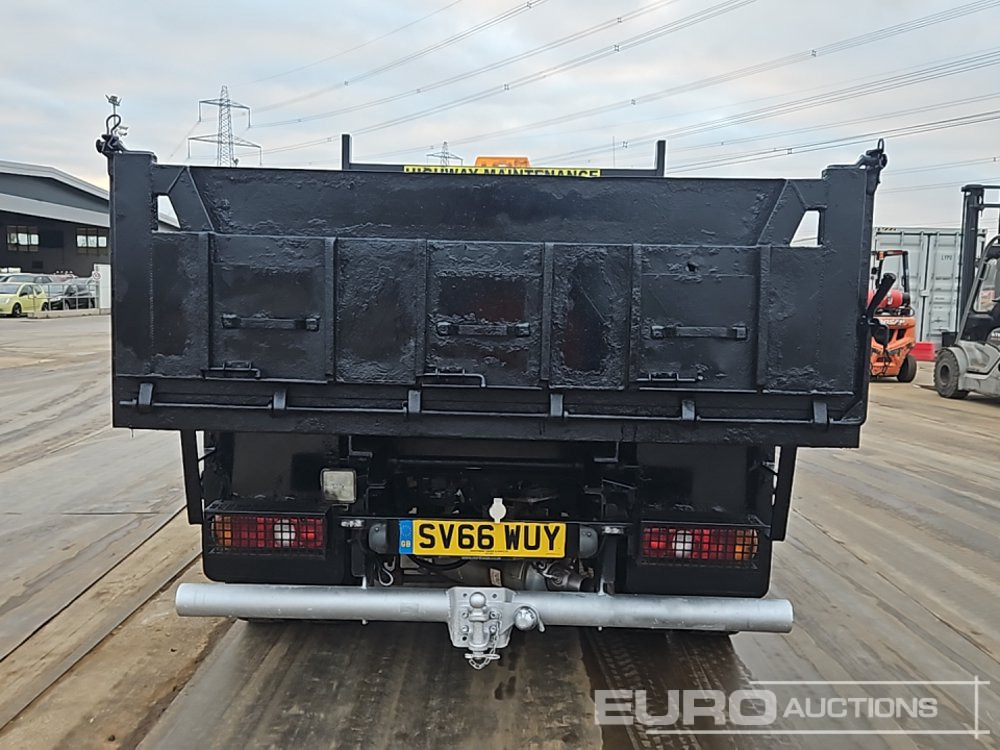 2016 Mitsubishi Fuso 7C15 - Camión volquete: foto 4 2016 Mitsubishi Fuso 7C15 - Camión volquete: foto 4