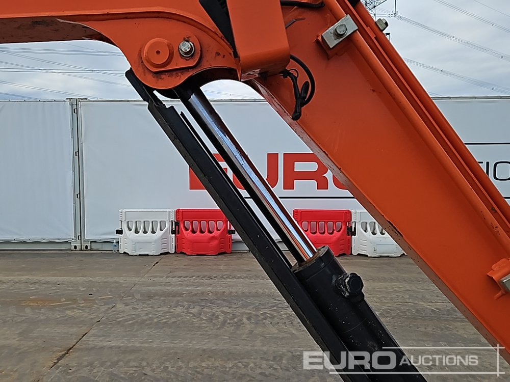 Miniexcavadora 2017 Hitachi ZX26U-5A CR: foto 25