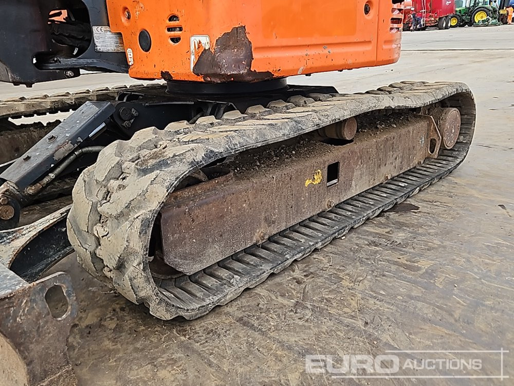 Miniexcavadora 2017 Hitachi ZX26U-5A CR: foto 9