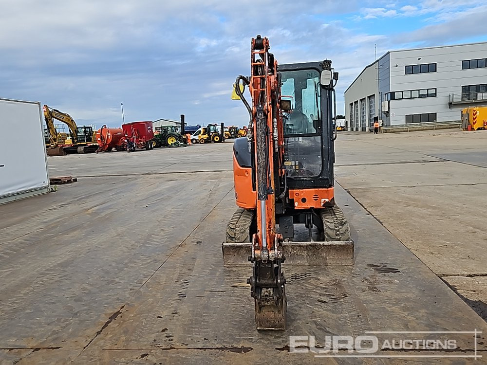 Miniexcavadora 2017 Hitachi ZX26U-5A CR: foto 8
