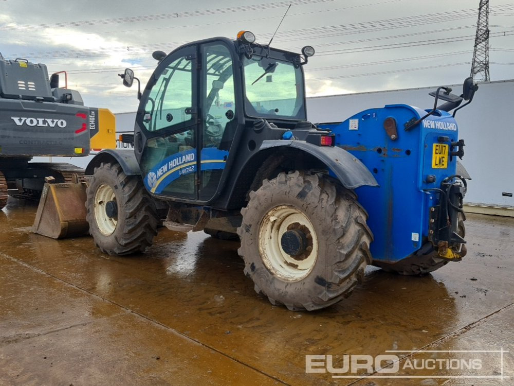 2017 New Holland LM7.42 - Manipulador telescópico: foto 3 2017 New Holland LM7.42 - Manipulador telescópico: foto 3