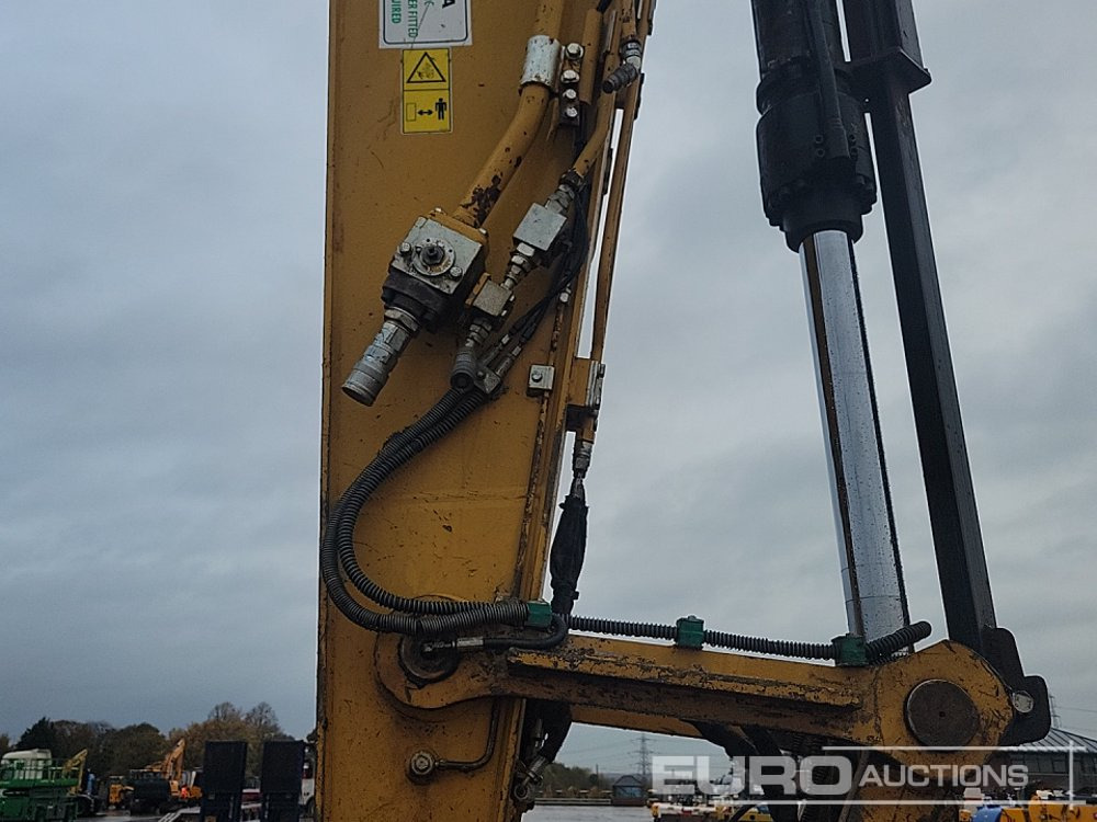 Excavadora de cadenas 2018 CAT 325FLCR: foto 20