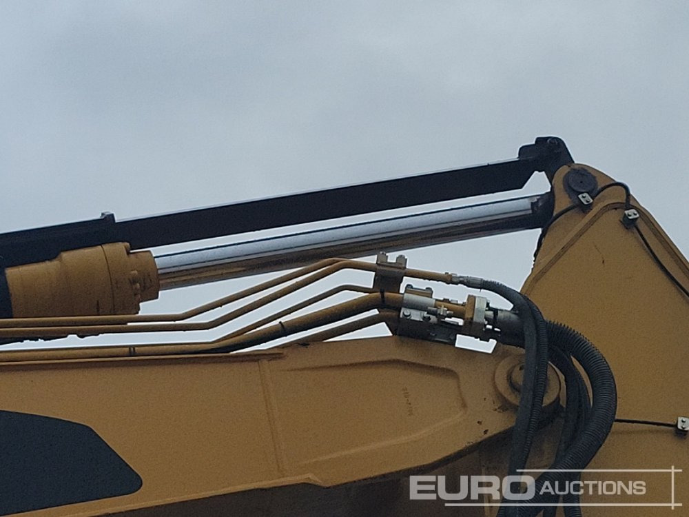 Excavadora de cadenas 2018 CAT 325FLCR: foto 19