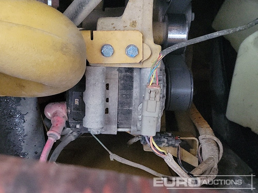 Excavadora de cadenas 2018 CAT 325FLCR: foto 32