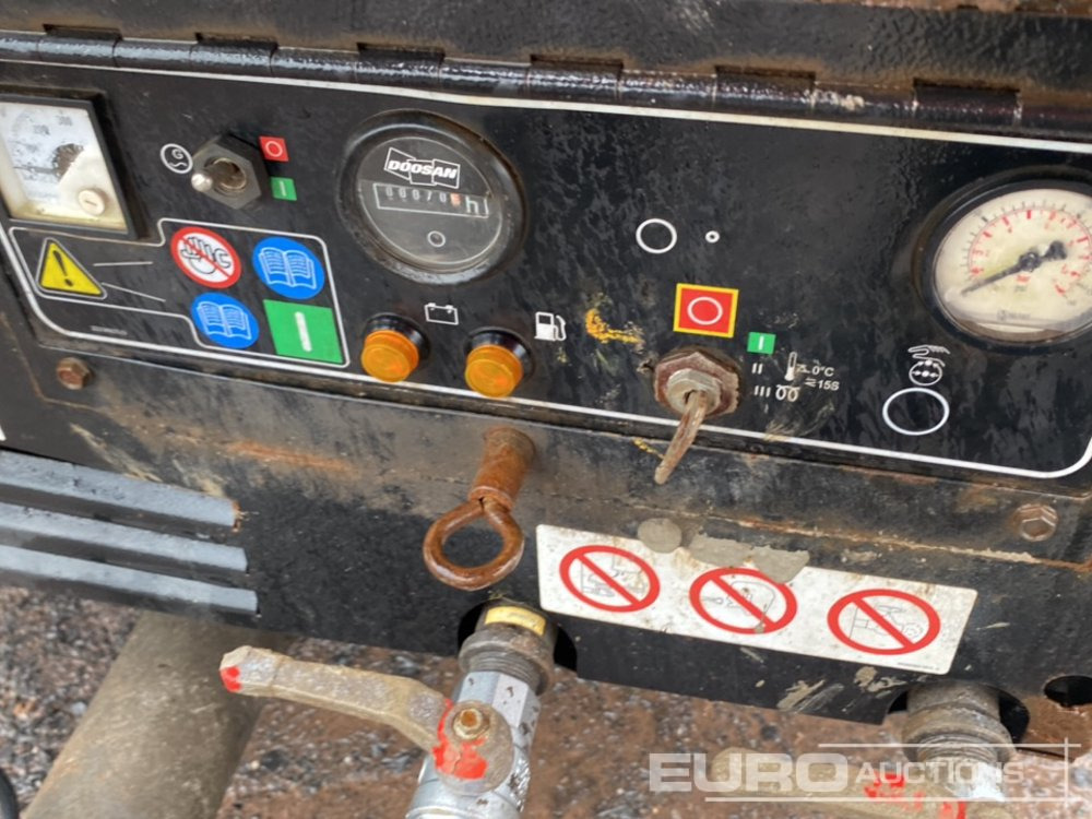 Compresor de aire 2018 Doosan 741: foto 14