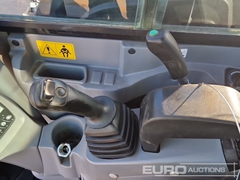 Miniexcavadora 2018 Kubota KX080-4A: foto 44