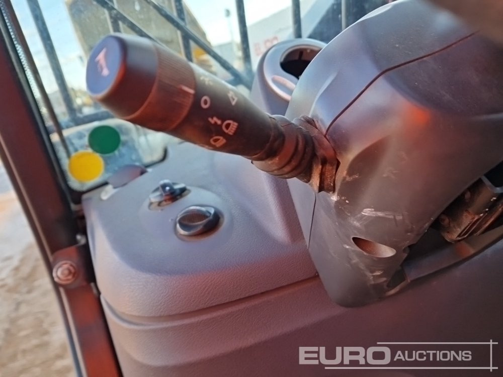 Manipulador telescópico 2018 Manitou MT420H: foto 31