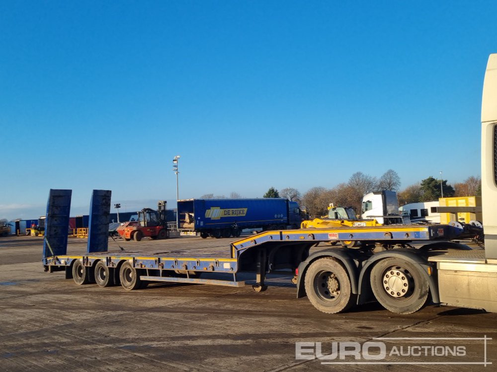 Semirremolque góndola rebajadas 2018 McCauley Tri Axle Step Frame Low Loader Trailer, Out Riggers, Hydraulic Ramps: foto 7