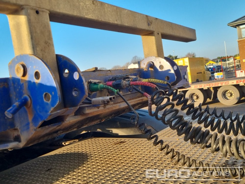 Semirremolque góndola rebajadas 2018 McCauley Tri Axle Step Frame Low Loader Trailer, Out Riggers, Hydraulic Ramps: foto 42