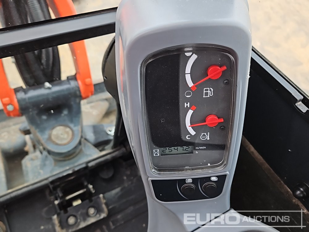 Miniexcavadora 2019 Kubota U27-4: foto 38