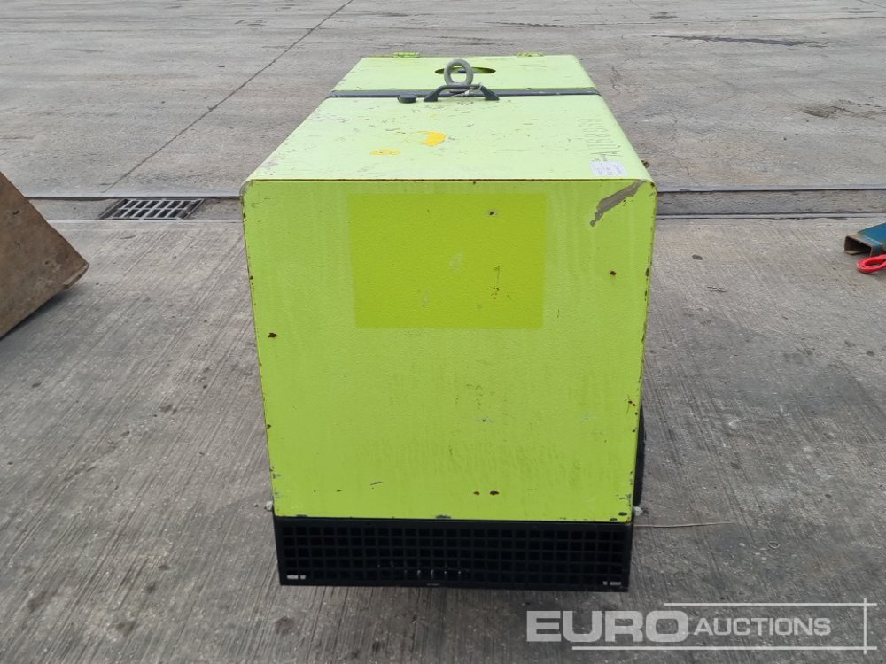 2020 Pramac P11000+HUK - Generador industriale: foto 4 2020 Pramac P11000+HUK - Generador industriale: foto 4