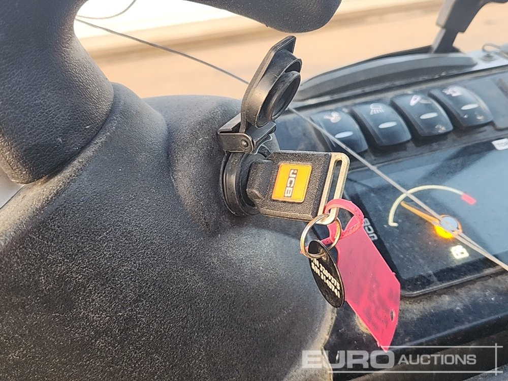 Miniexcavadora 2022 JCB 16C-1 T3: foto 35