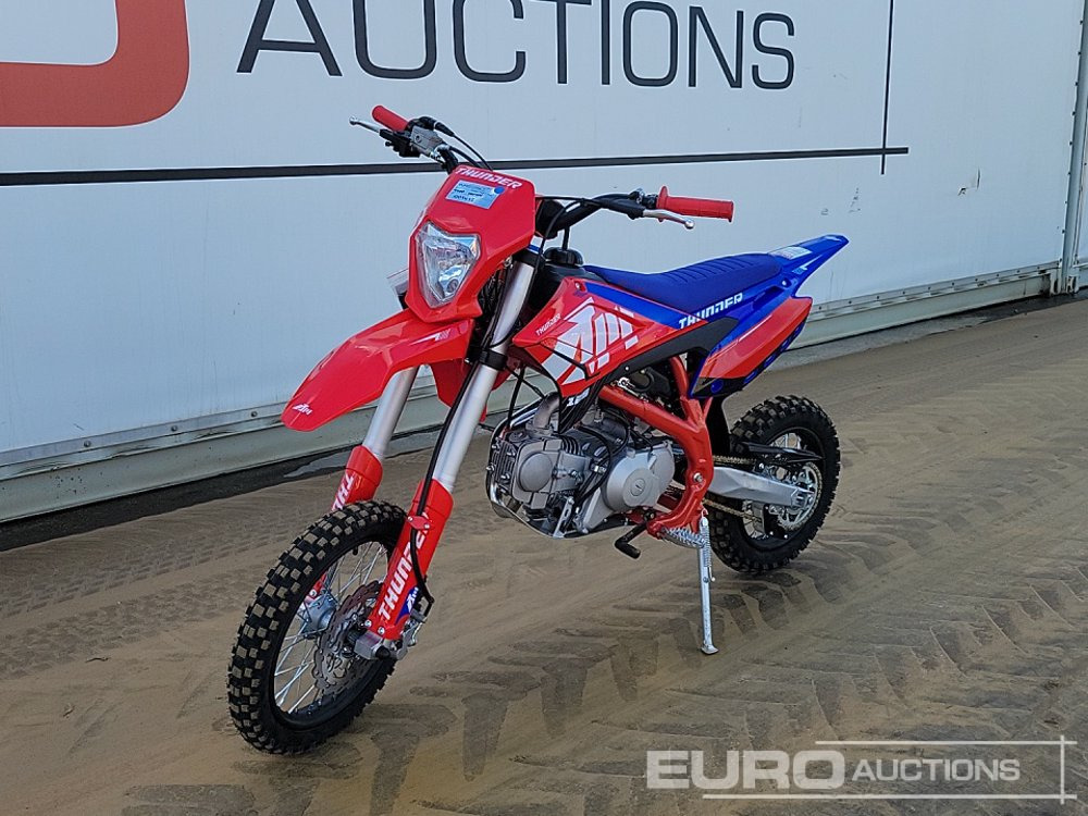 2025 Apollo Thunder 125cc Motorcross Bike, 14" Front, 12" Rear Tyres, Electric Start, Air Cooled, Hydraulic Suspension, Disc Brakes, Lighting Kit (UNASSEMBLED) - Motocicleta: foto 1 2025 Apollo Thunder 125cc Motorcross Bike, 14" Front, 12" Rear Tyres, Electric Start, Air Cooled, Hydraulic Suspension, Disc Brakes, Lighting Kit (UNASSEMBLED) - Motocicleta: foto 1