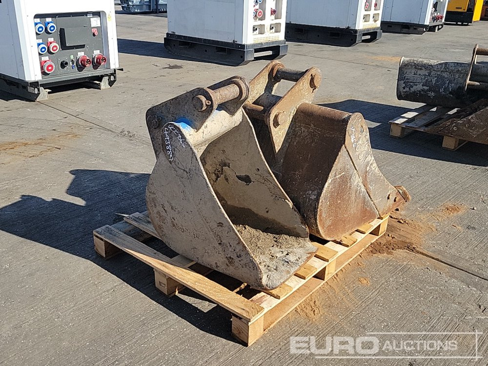 36", 18", 16" Digging Bucket 35-60mm Pin to suit Mini-10 Ton Excavator - Cazo: foto 1 36", 18", 16" Digging Bucket 35-60mm Pin to suit Mini-10 Ton Excavator - Cazo: foto 1