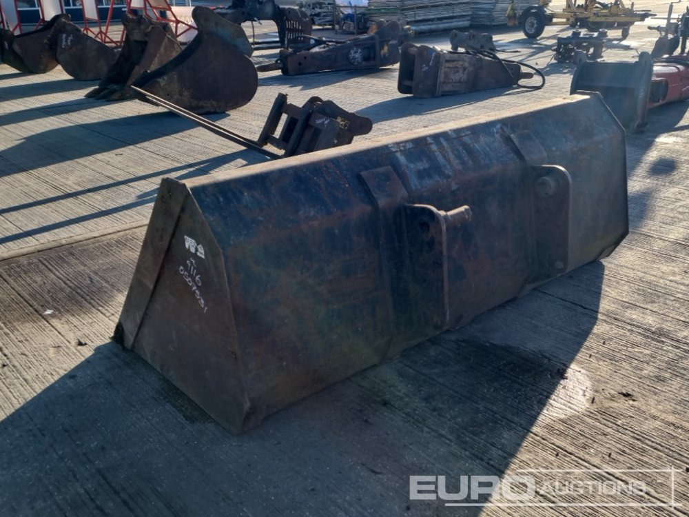 94" Loading Bucket to suit Manitou Telehandler - Cazo: foto 3 94" Loading Bucket to suit Manitou Telehandler - Cazo: foto 3