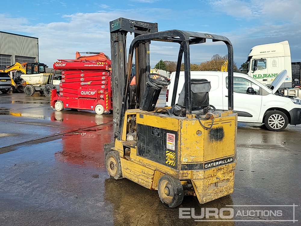 CAT M40D - Carretilla elevadora: foto 3 CAT M40D - Carretilla elevadora: foto 3