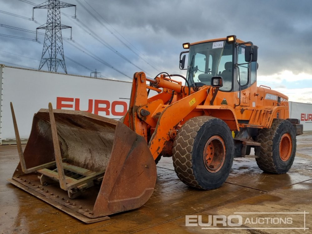 Doosan DL250 - Cargadora de ruedas: foto 1 Doosan DL250 - Cargadora de ruedas: foto 1