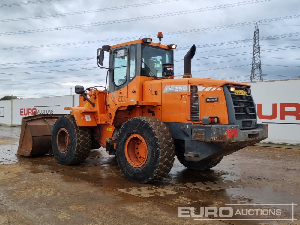 Doosan DL250 - Cargadora de ruedas: foto 3 Doosan DL250 - Cargadora de ruedas: foto 3