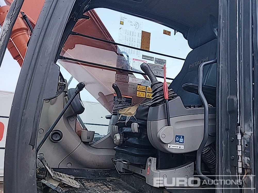 Excavadora de cadenas Hitachi ZX210LC-3: foto 24