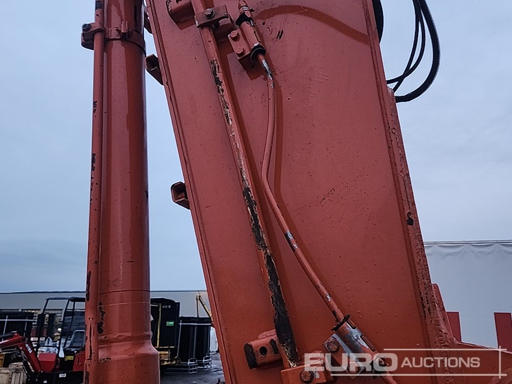 Excavadora de cadenas Hitachi ZX210LC-3: foto 14