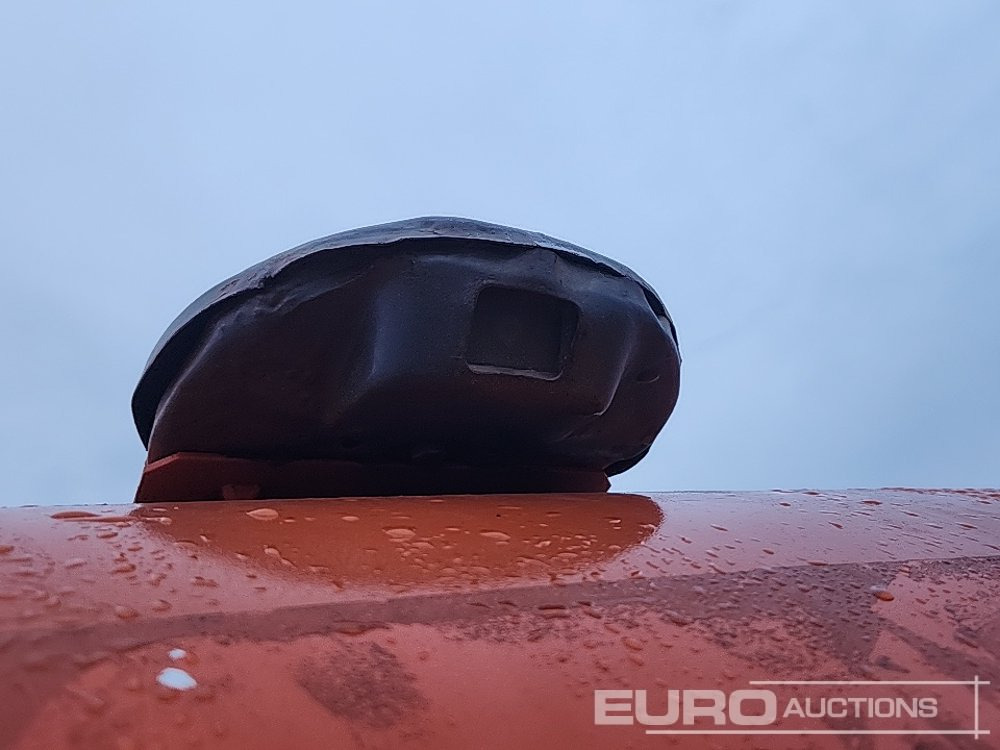 Excavadora de cadenas Hitachi ZX210LC-3: foto 37