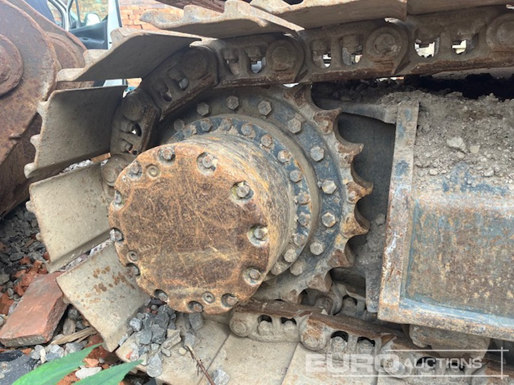 Excavadora de cadenas Hitachi ZX210LC-3: foto 10 Excavadora de cadenas Hitachi ZX210LC-3: foto 10