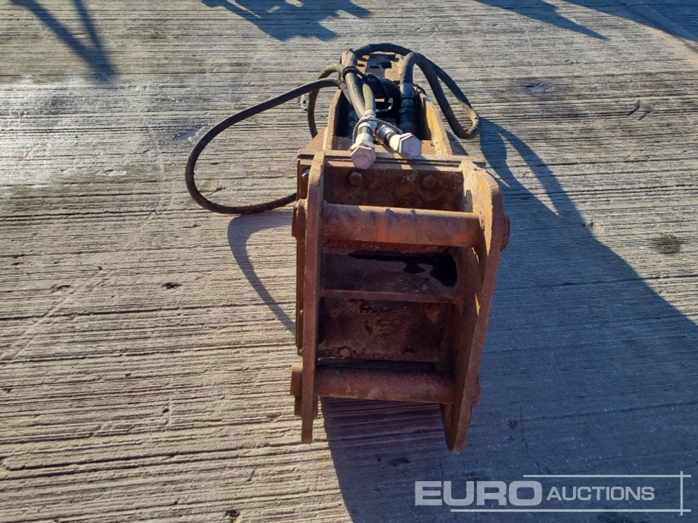 Hydraulic Breaker 65mm Pin to suit 13 Ton Excavator - Martillo hidráulico: foto 4 Hydraulic Breaker 65mm Pin to suit 13 Ton Excavator - Martillo hidráulico: foto 4