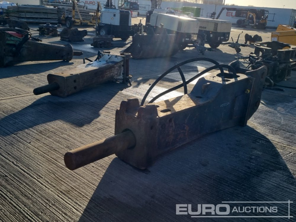 Hydraulic Breaker 80mm Pin to suit 20 Ton Excavator - Martillo hidráulico: foto 1 Hydraulic Breaker 80mm Pin to suit 20 Ton Excavator - Martillo hidráulico: foto 1