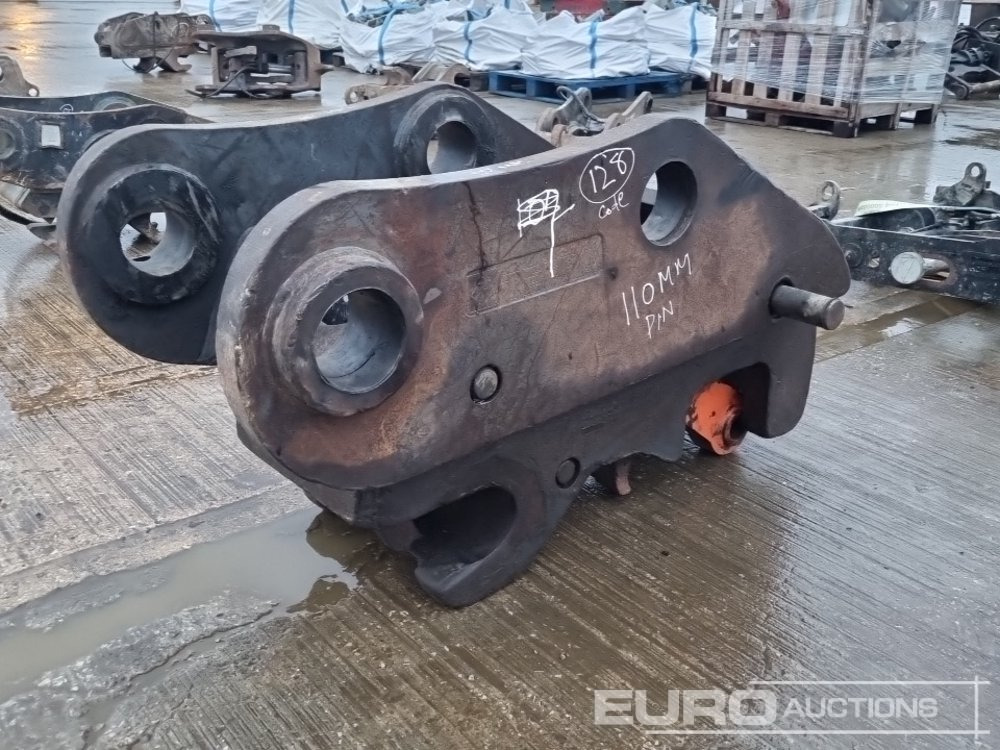 Hydraulic Double Lock Quick Hitch 110mm Pin to suit 50 Ton Excavator - Acoplamiento rápido: foto 1 Hydraulic Double Lock Quick Hitch 110mm Pin to suit 50 Ton Excavator - Acoplamiento rápido: foto 1