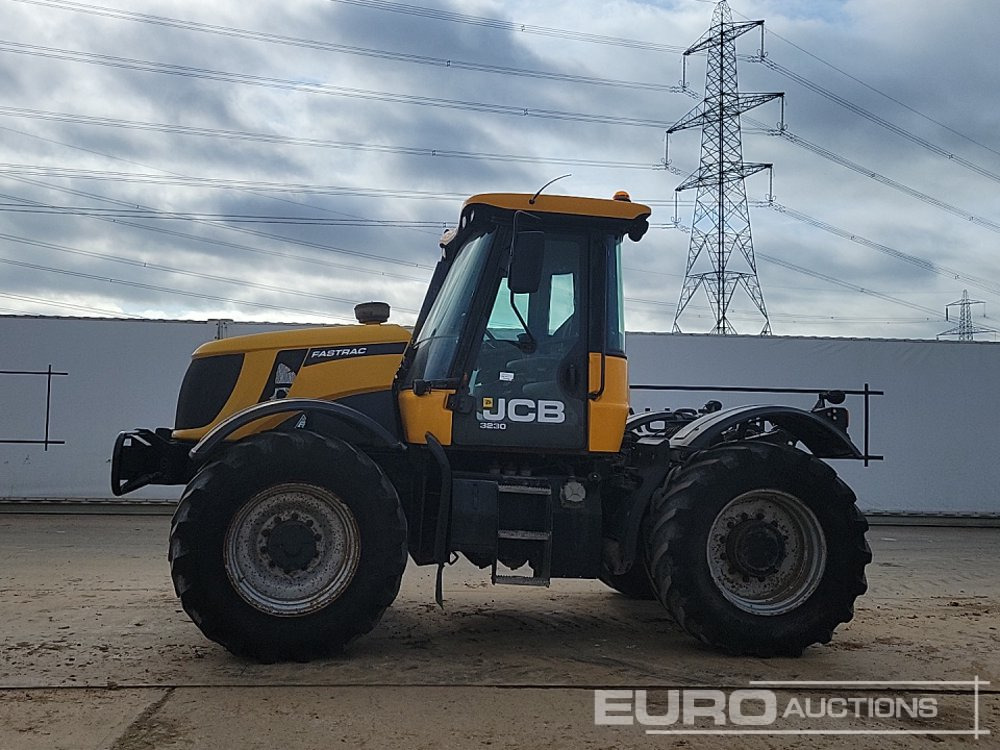 JCB Fastrac 3230 - Tractor: foto 2 JCB Fastrac 3230 - Tractor: foto 2
