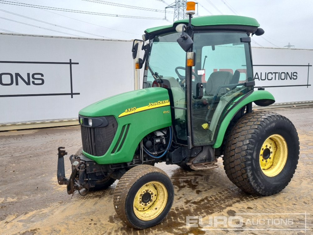 John Deere 4320 - Mini tractor: foto 1 John Deere 4320 - Mini tractor: foto 1