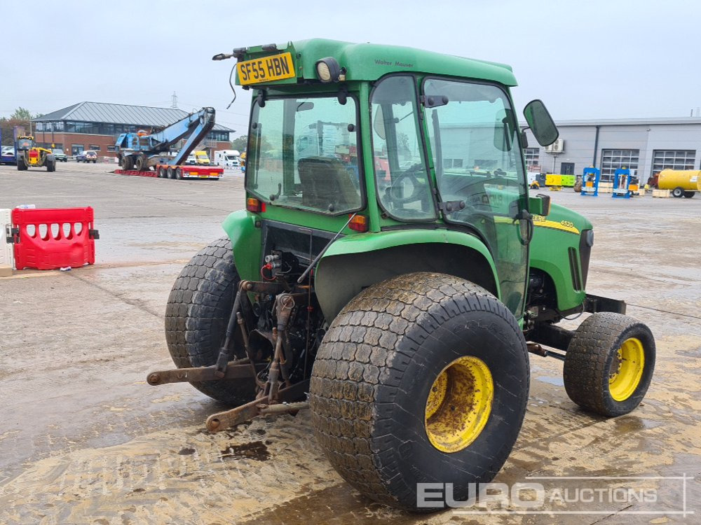 John Deere 4520 - Mini tractor: foto 5 John Deere 4520 - Mini tractor: foto 5