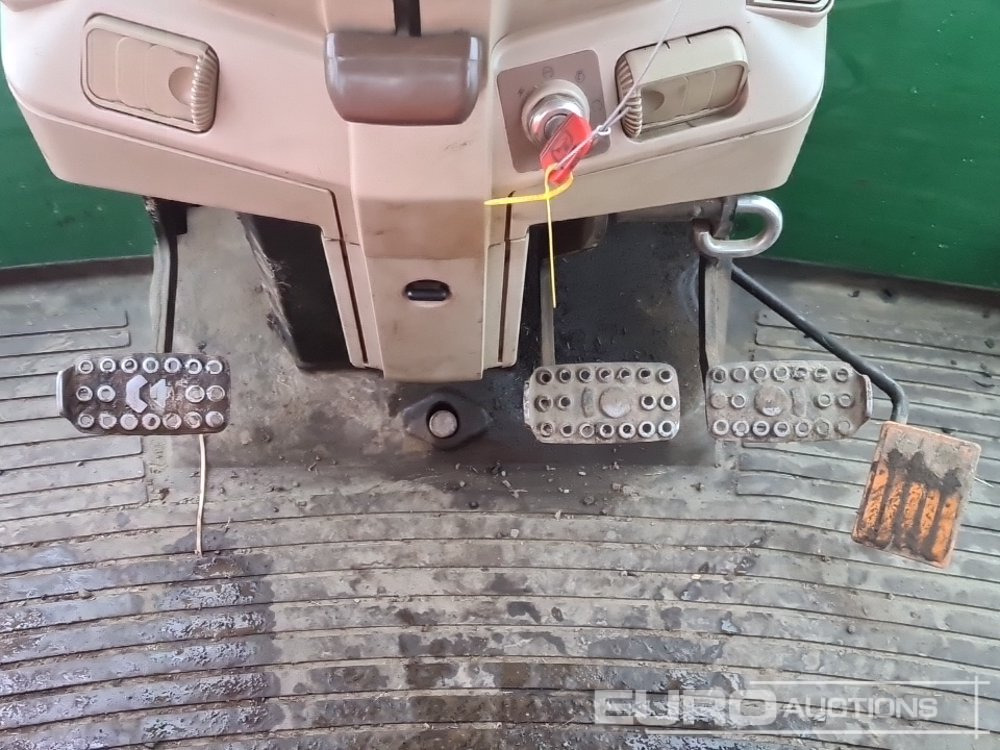 Tractor John Deere 6810: foto 30